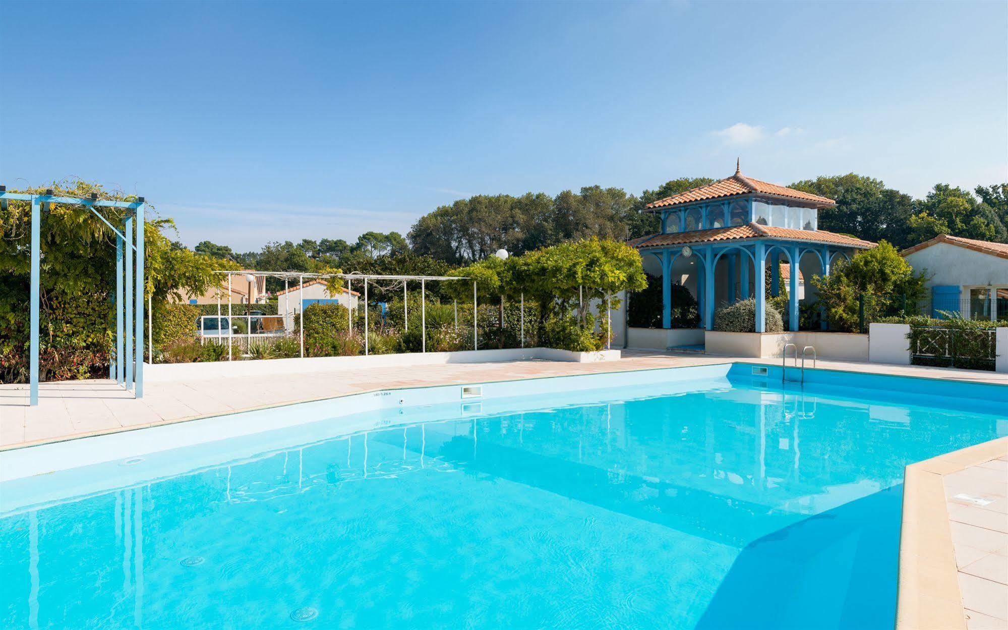 Hôtel Lagrange Classic Le Clos Des Chenes à Les Mathes Extérieur photo
